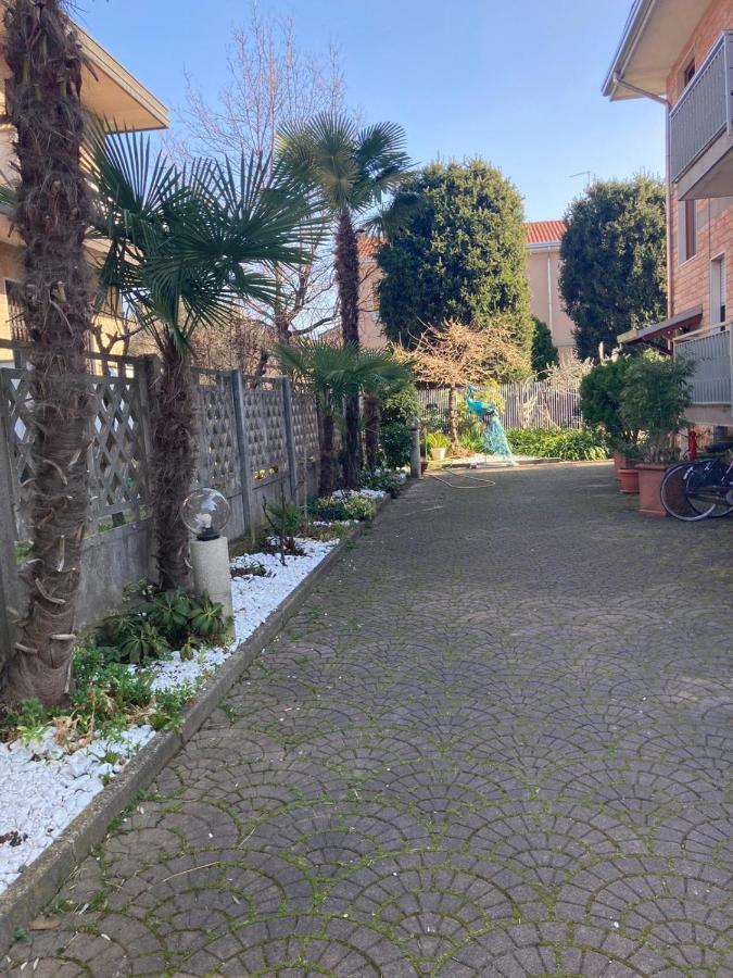 Casa Vacanza a Limbiate Exterior foto
